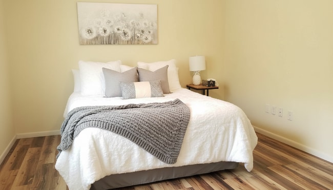 Building Photo - 507 NW 39th Rd