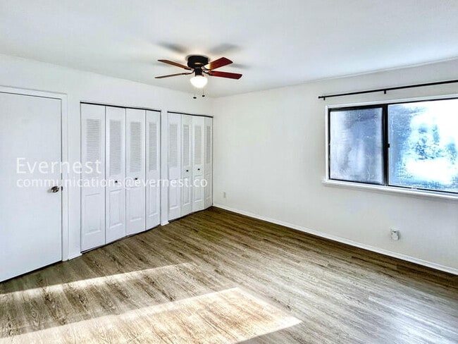 Building Photo - 526 Granite Ridge Pl