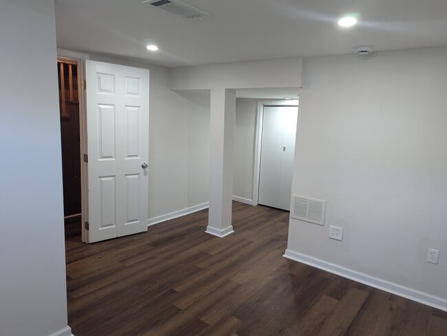 bedroom #4 - 6120 Mount Ridge Rd