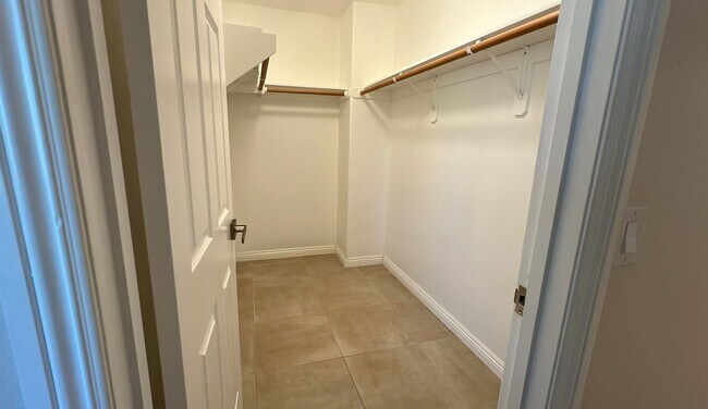 Building Photo - Beautiful West Lancaster Home
