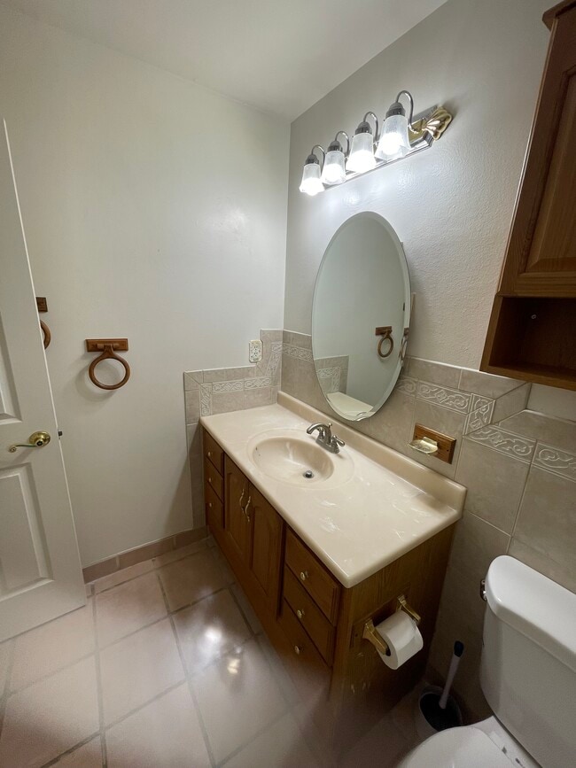 Building Photo - 1309 Cardinal St