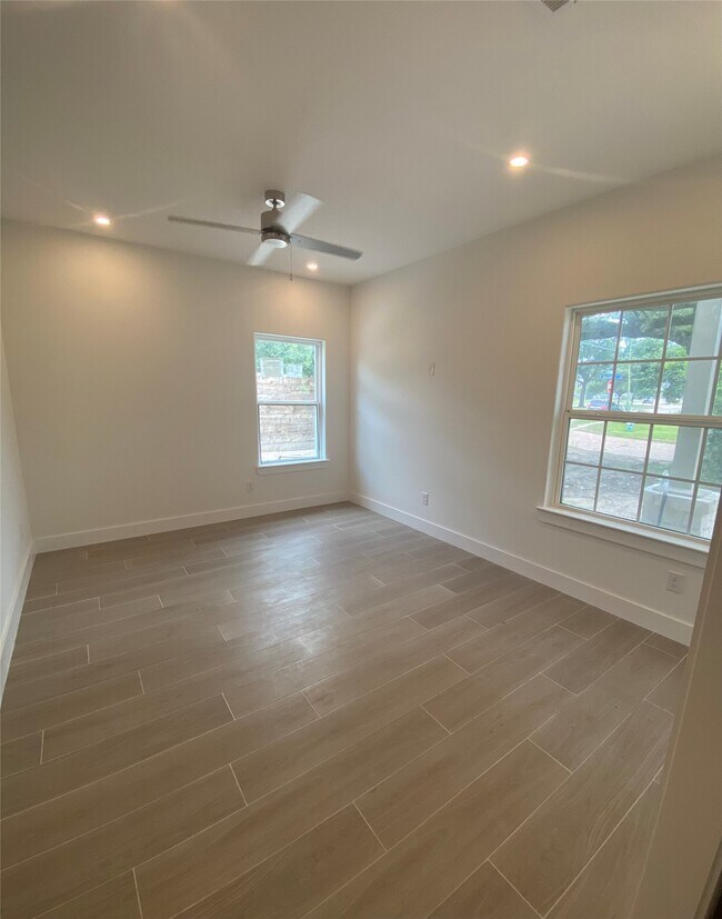 Building Photo - 8502 Alcott Dr