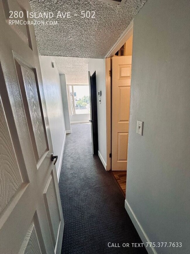 Building Photo - 280 Island Ave