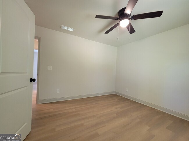 Building Photo - 413 Loblolly Ridge Rd