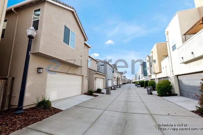 Building Photo - 2483 Judith Resnik Ave