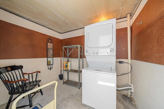 Building Photo - 3818 Roxane Blvd