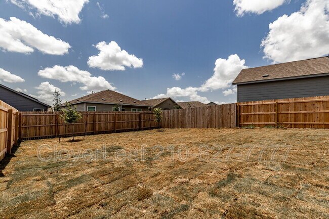 Building Photo - 14018 Piglet Trl