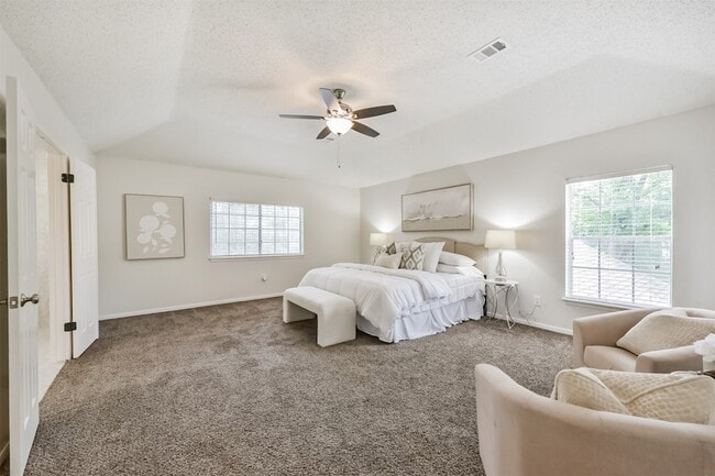 Building Photo - 2711 Weald Way Ct