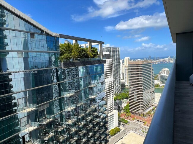 Building Photo - 801 S Miami Ave