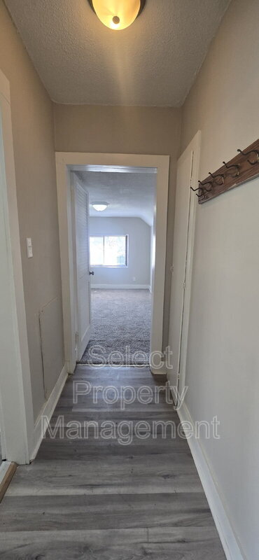 Building Photo - 1235 Huestis Ave