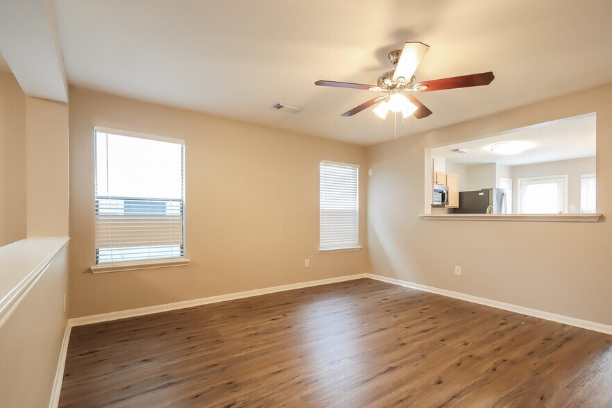 Building Photo - 21007 Harvest Terrace Ln