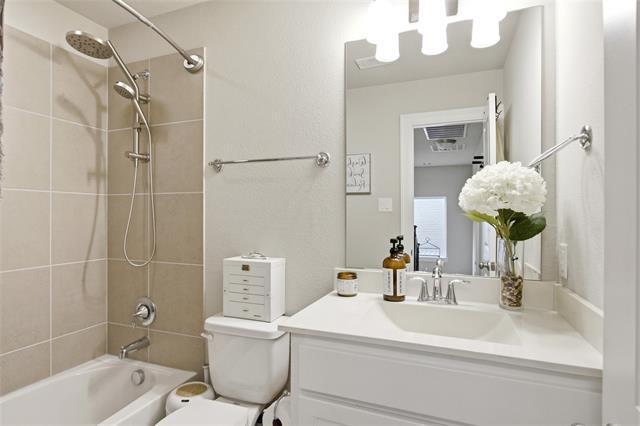 Building Photo - 7400 Van Tuyl Pkwy