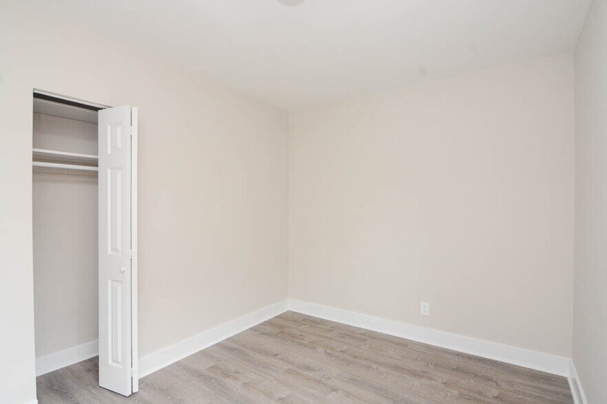 Building Photo - 2334.5 N Spaulding Ave