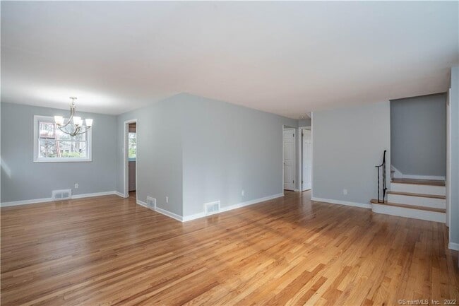 Building Photo - 34 John Smith Dr