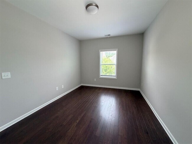 Building Photo - 1769 Sanford Dr