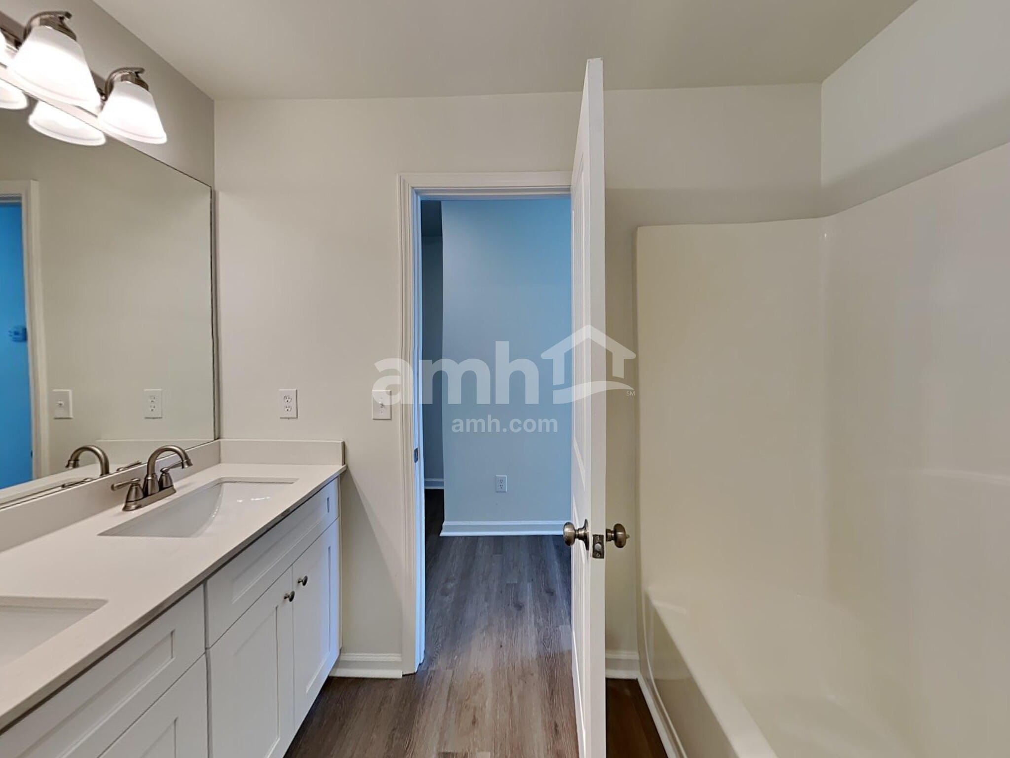 Building Photo - 392 Bandelier Cir