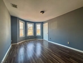 Building Photo - 792 S 15th St