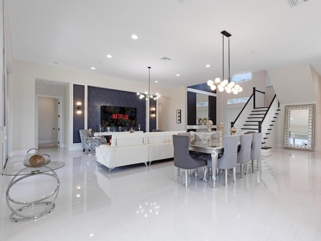 Building Photo - 9124 Coral Isles Cir