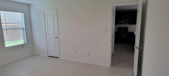 Building Photo - 3476 Mildren Bnd