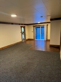 Building Photo - 424 N Rouse Ave