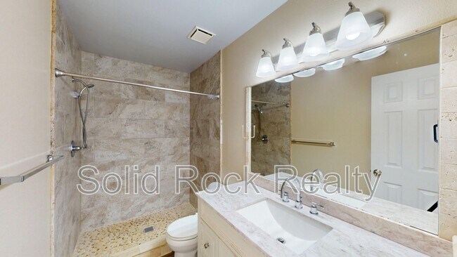 Building Photo - 705 San Gabriel Pl