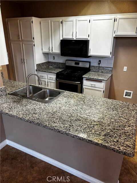 Building Photo - 12533 Loma Verde Dr