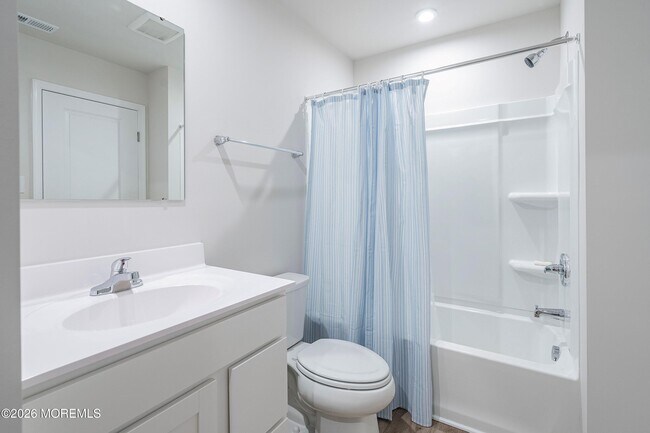Building Photo - 602 Cyprus Ct