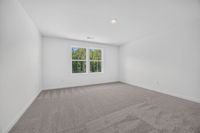 Building Photo - 882 Waterworks Rd
