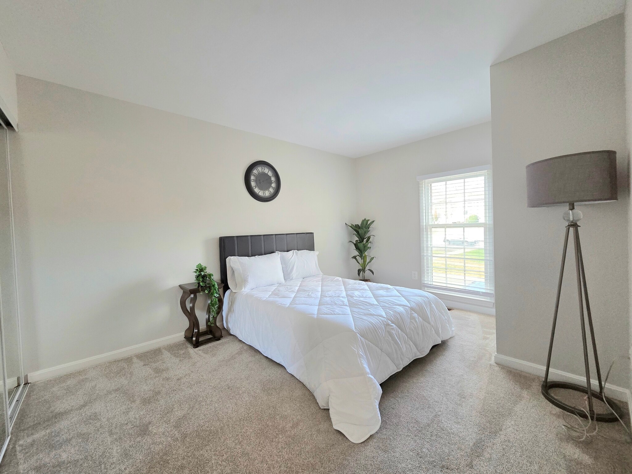 Building Photo - 5407 Leeway Ct