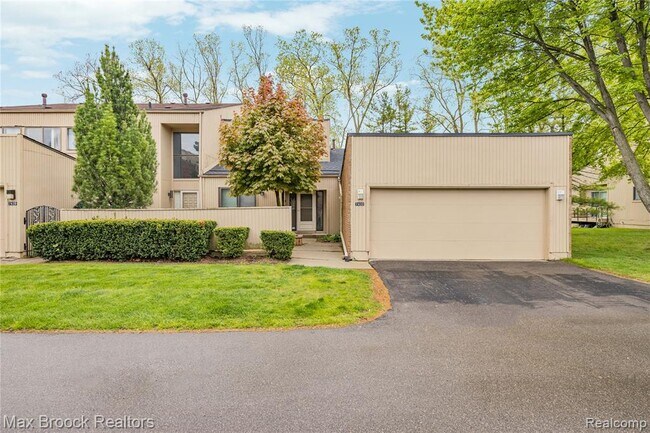 Building Photo - 7432 Azalea Ct
