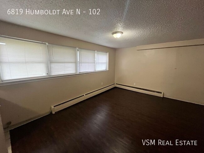 Building Photo - Studio Apartment in Brooklyn Center - Avai...