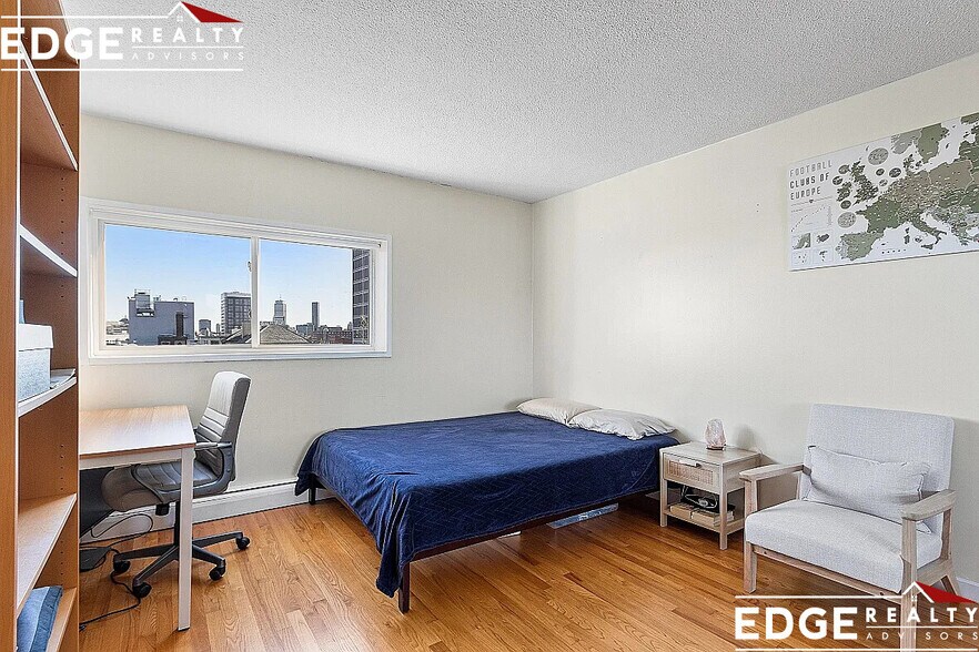 Building Photo - 12 Inman St