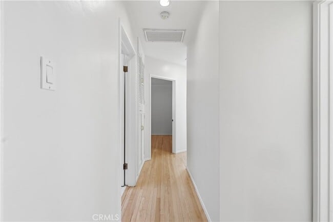 Building Photo - 10832 Huston St
