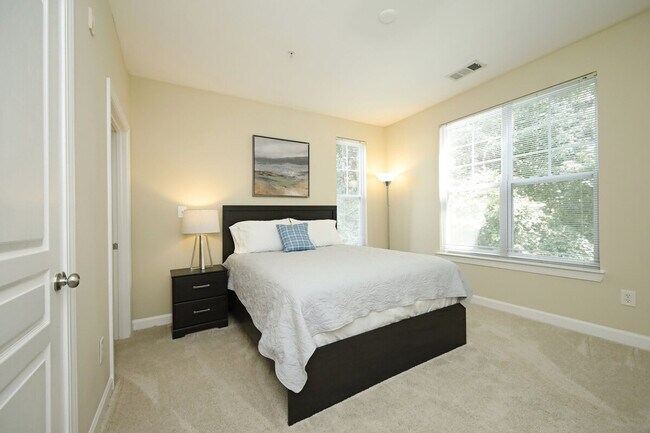 Building Photo - 2431 Brisbane Woods Way