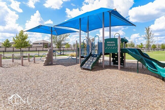 Building Photo - 3018 Jackson Smt