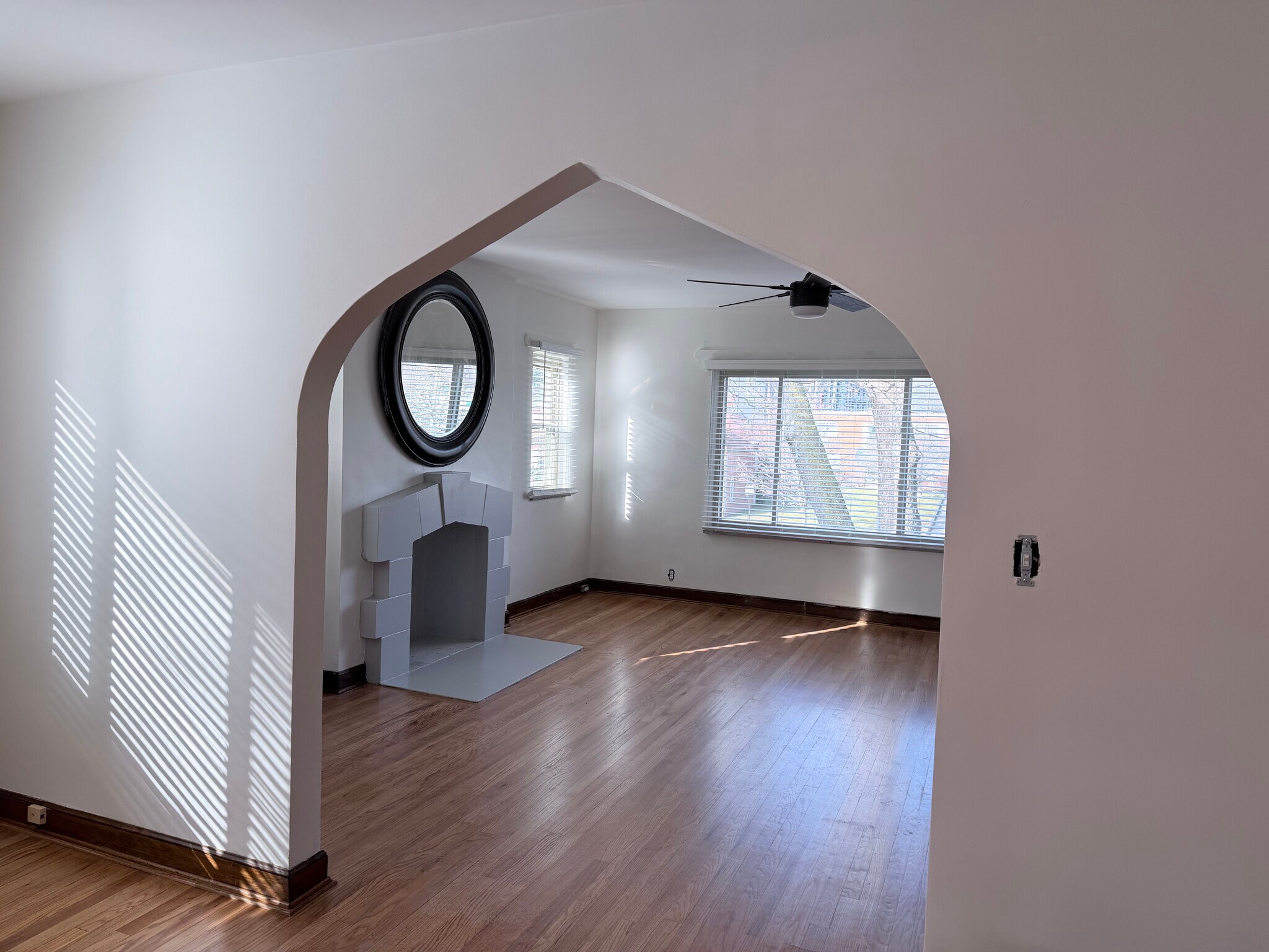 Building Photo - 1522 Northwest Blvd