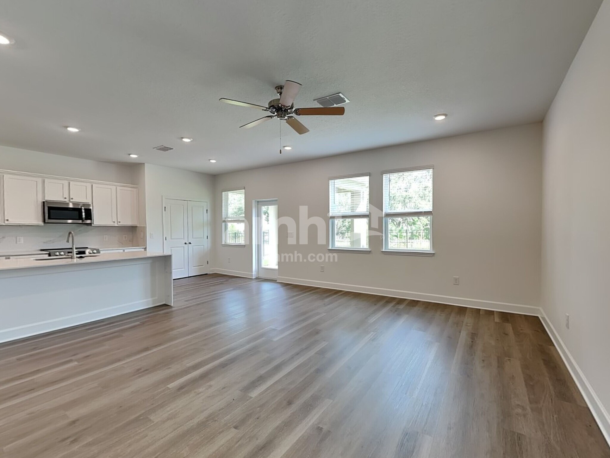 Building Photo - 16632 Cheyanne Ct