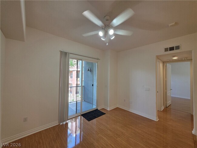 Building Photo - 62 E Serene Ave