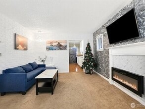 Building Photo - 3807 S 34th St