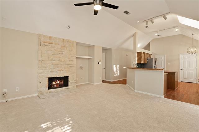 Building Photo - 114 Midcrest Dr