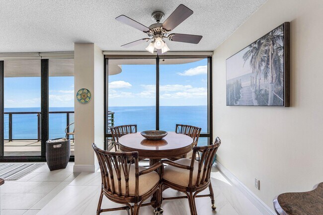 Building Photo - 250 S Ocean Blvd