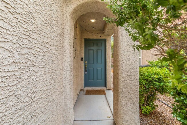 Building Photo - Exceptional Summerlin 4-Bedroom Residence with Spacious Living & Entertaining Areas