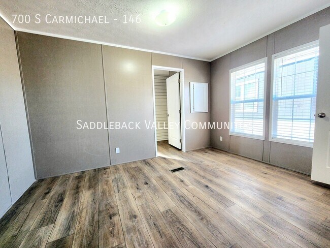 Building Photo - 700 S Carmichael-146