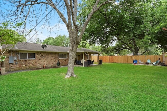 Building Photo - 10710 Overbrook Ln
