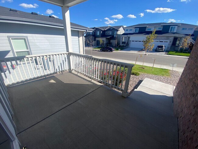 Building Photo - Fantastic Paired Home in Castle Rock