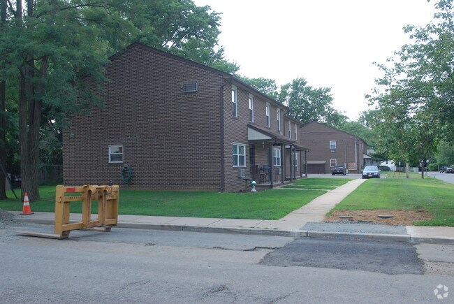 Building Photo - Cherry Court