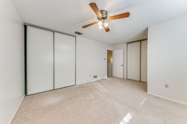 Building Photo - 16407 Encanto Pass