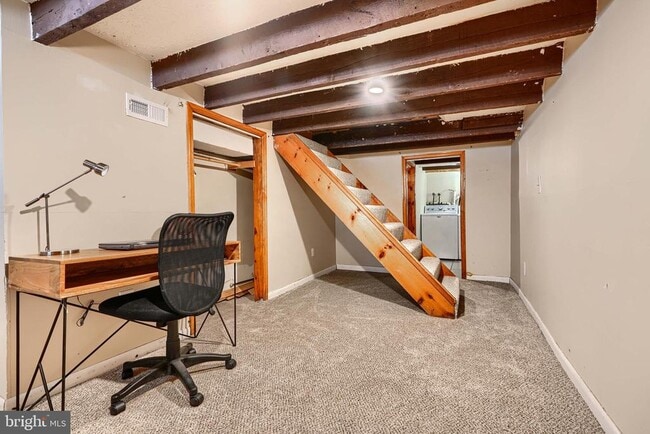 Building Photo - 1230 Wall St