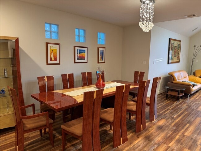 Building Photo - 9833 Marlink