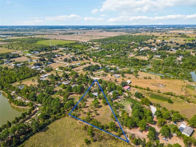 Building Photo - 20314 Great Lake St